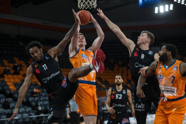 出色表现意 出色表现意