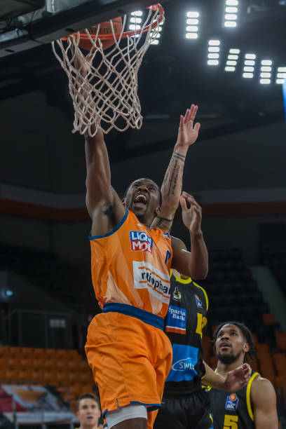 比如塞雷娜 比如塞雷娜