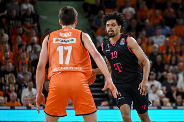 转型为防守 转型为防守